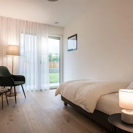 Astor Apartments-3
